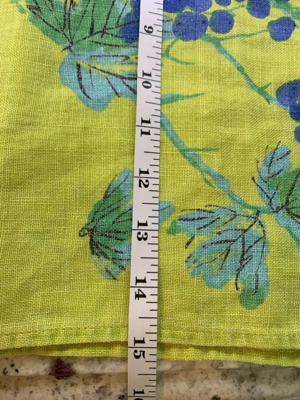 Vintage Vera Neumann Grape Tea Towel Linen (set of 2) Bright Green